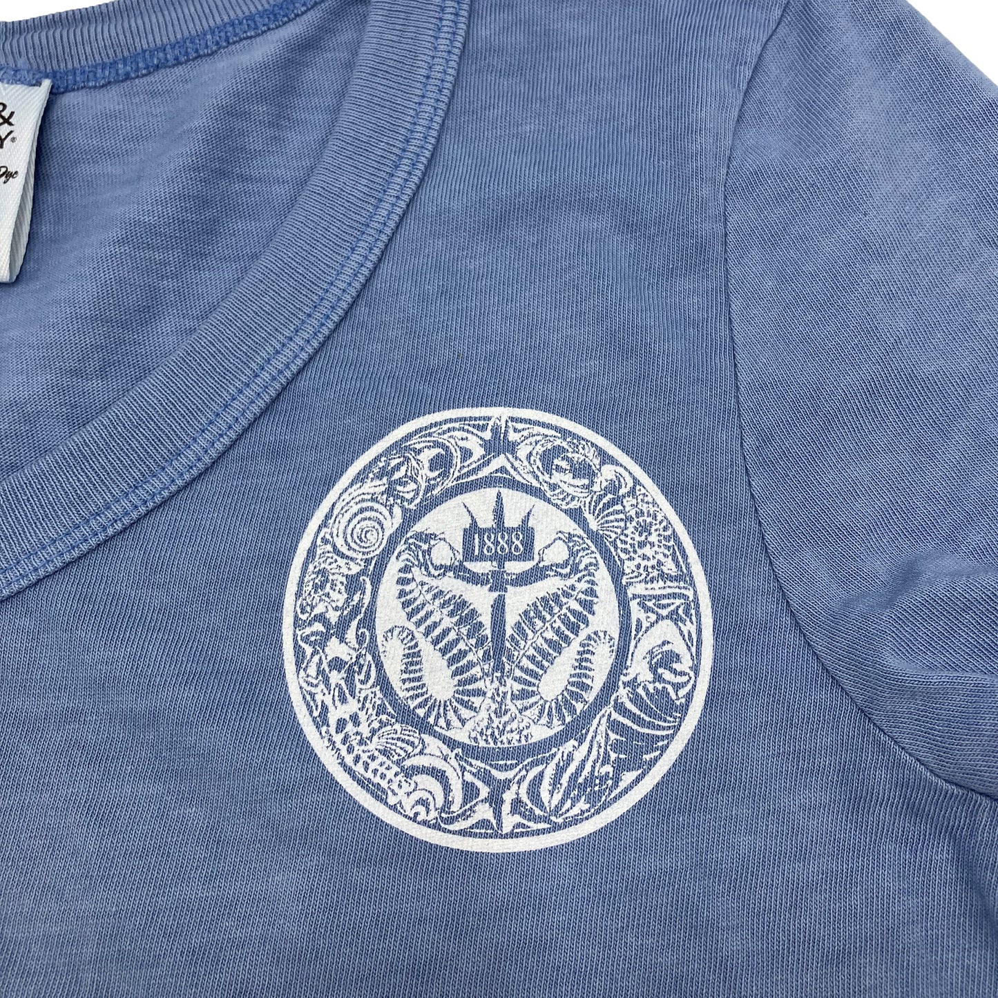 Women's V-neck Beach Washed Legacy Tee